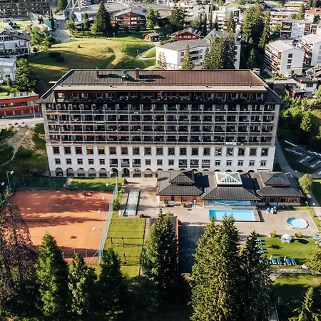 Altein Arosa, A Faern Collection Hotell 4*