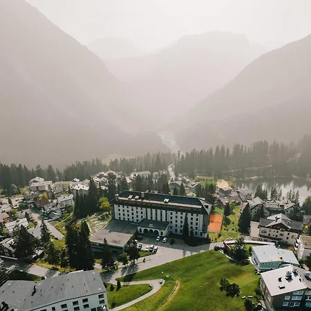 Altein Arosa, A Faern Collection Hotel Arosa